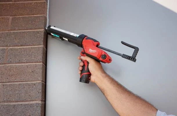 MILWAUKEE 2441-20 M12 10oz. Caulk and Adhesive Gun (Tool Only) ( 244120 )